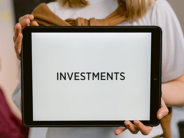 The Importance of a Bilingual Financial Advisor in a Diverse Economy